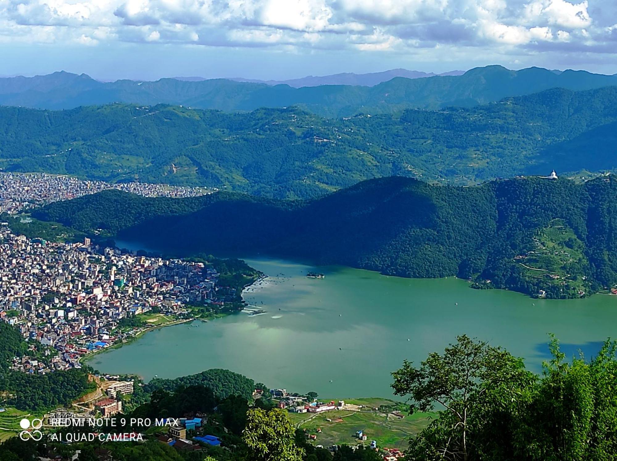 Lake View Lodge Sarangkot Покхара Экстерьер фото